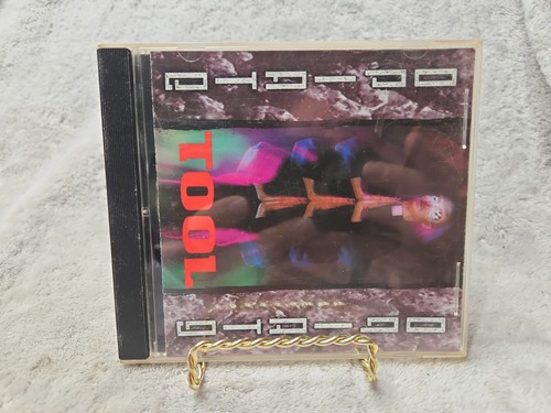 Opiate tool - opiate, 1992)